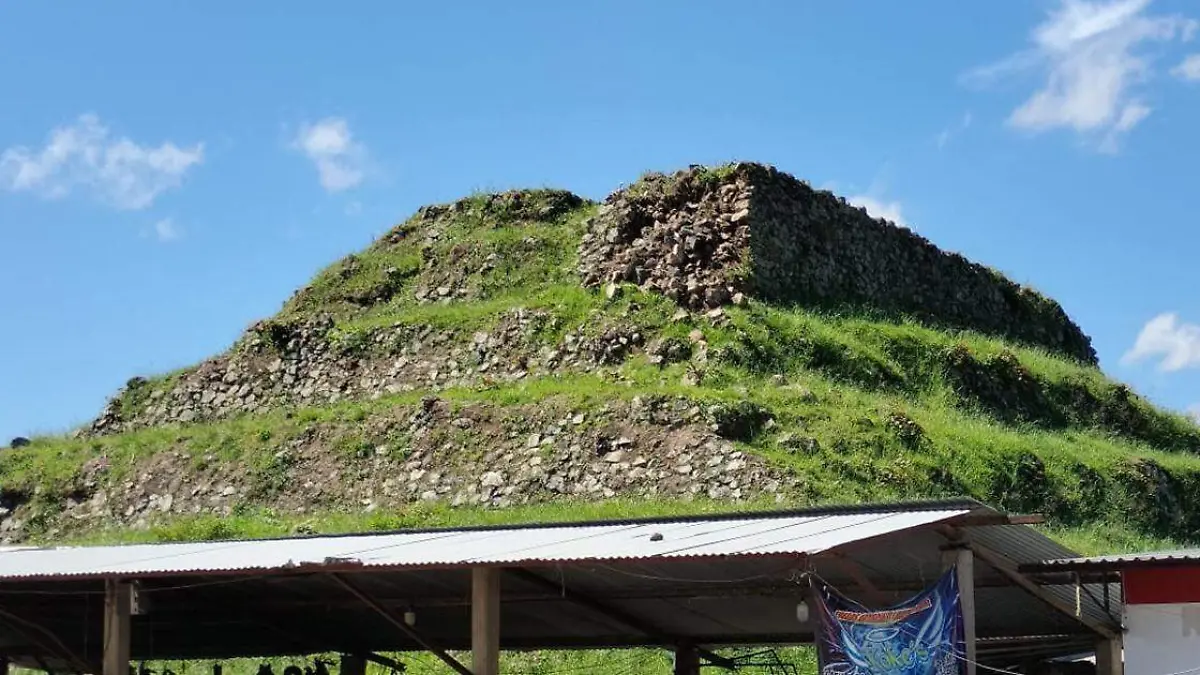 La pirámide forma parte de una serie de vestigios arqueológicos